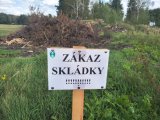 ZÁKAZ SKLÁDKY  platí v celém k.ú. Drahov !!!